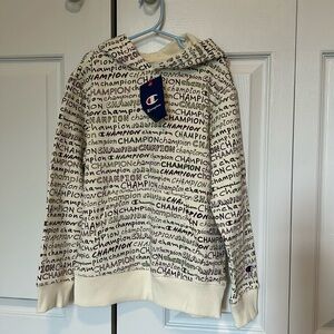 NWT Champion Boys Size Small Hoodie